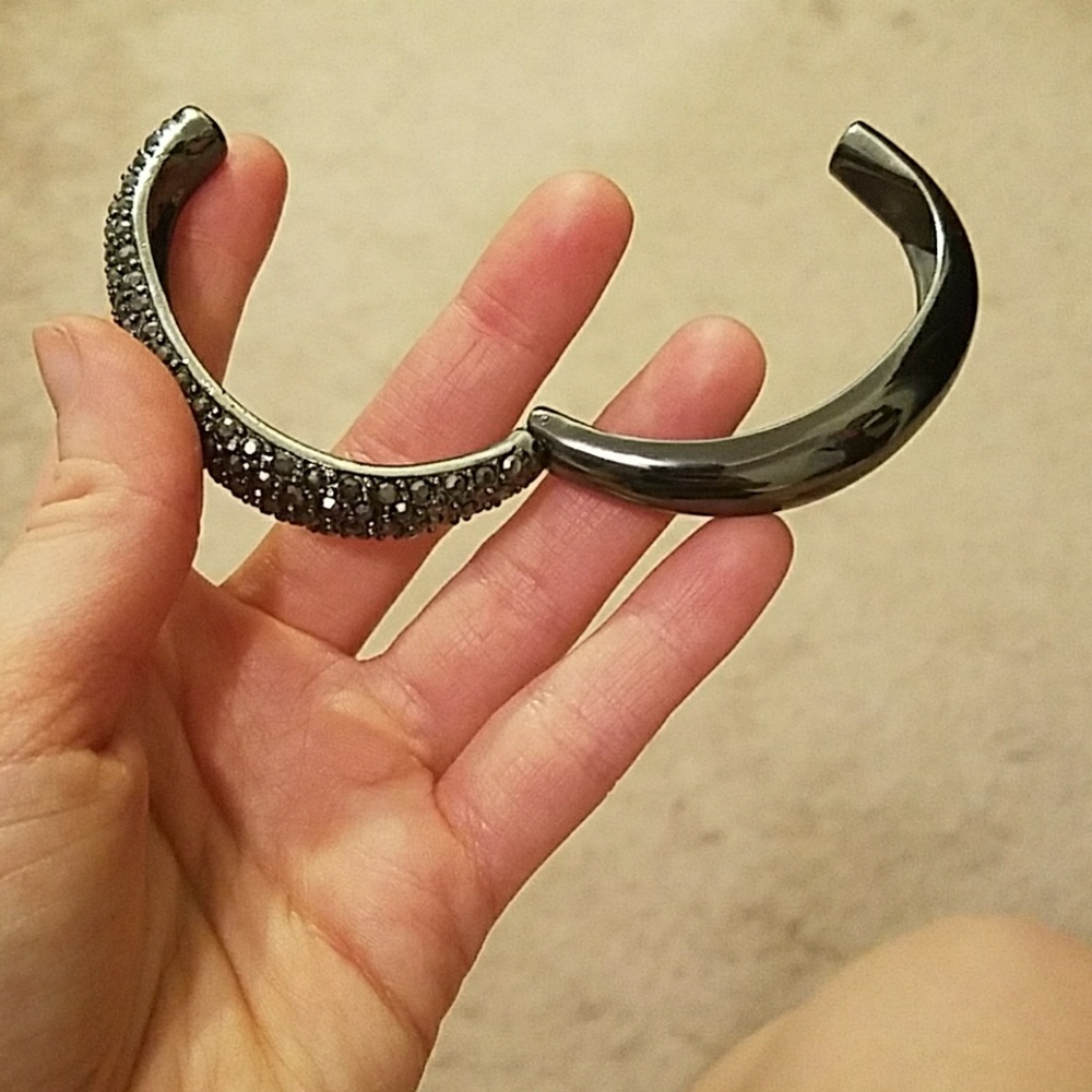 Express Bracelets - Picture 4 of 4